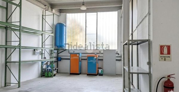 capannone in affitto a Caldogno