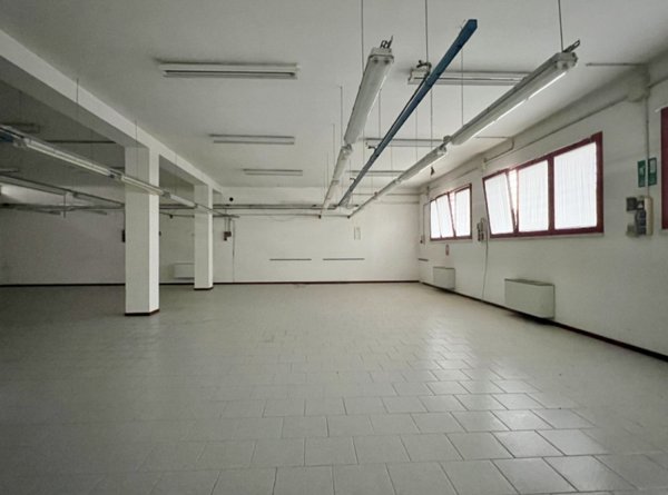 locale commerciale in affitto a Caldogno in zona Rettorgole