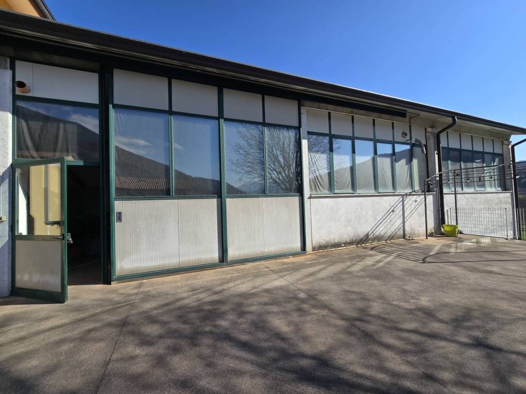 locale commerciale in affitto a Calvene