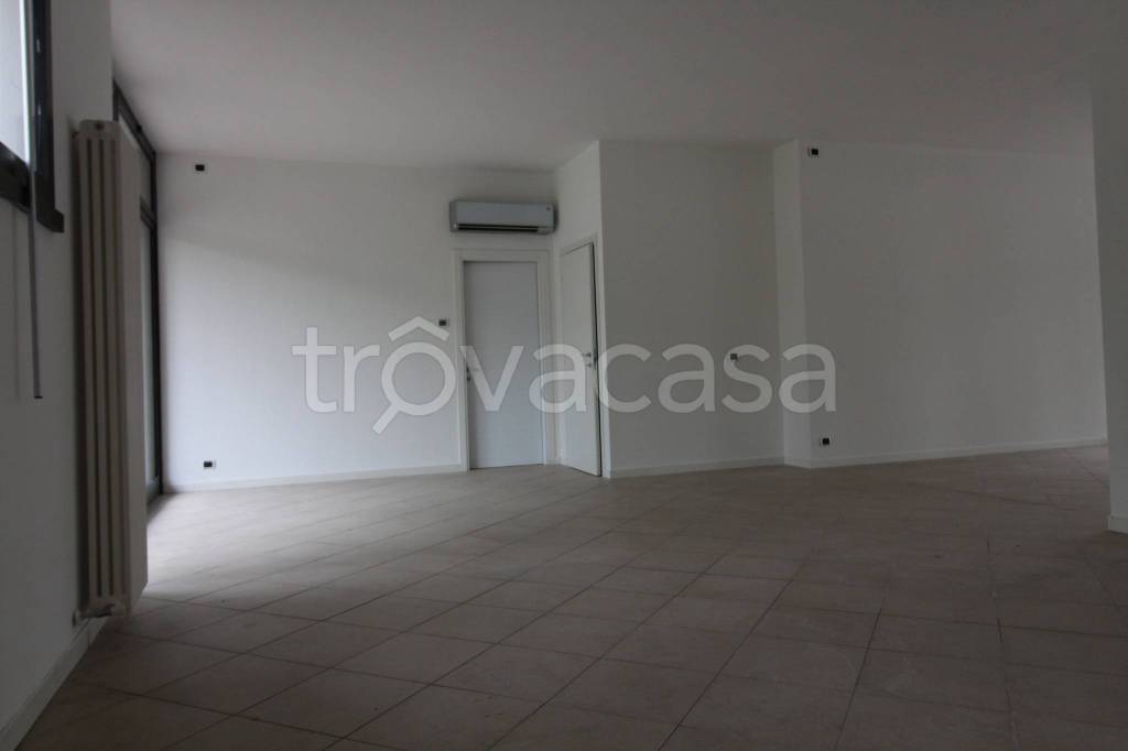 trivano in affitto a Camisano Vicentino in zona Santa Maria