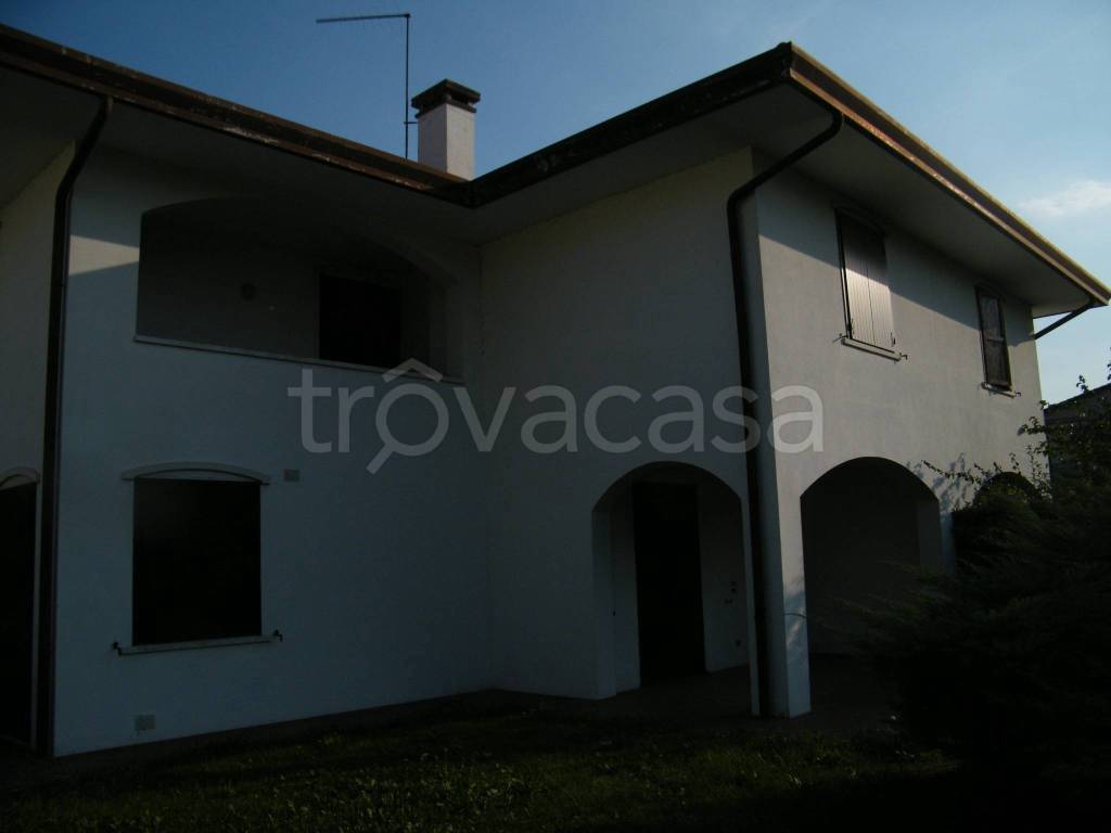 casa indipendente in affitto a Camisano Vicentino