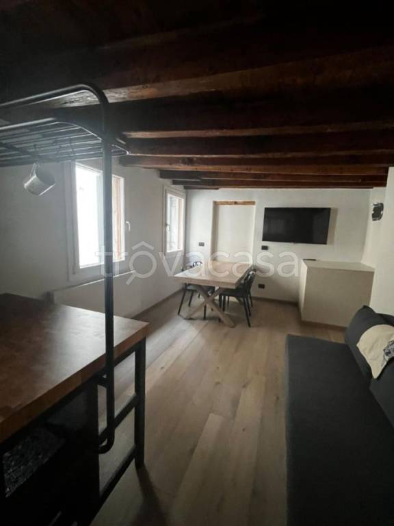 appartamento in affitto a Camisano Vicentino in zona Santa Maria