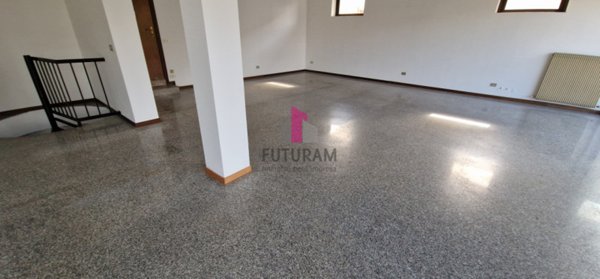 negozio in affitto a Camisano Vicentino