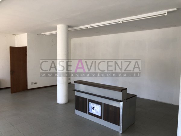 negozio in affitto a Camisano Vicentino