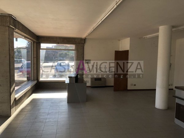 negozio in affitto a Camisano Vicentino