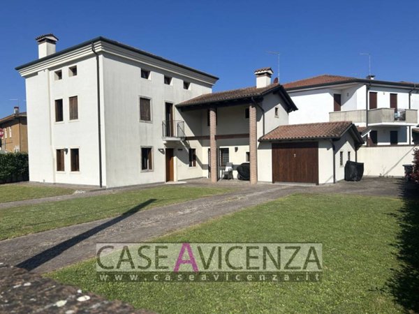 casa indipendente in affitto a Camisano Vicentino