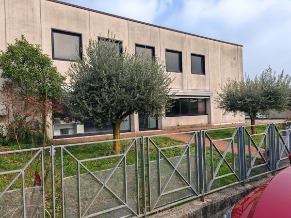 ufficio in affitto a Carrè