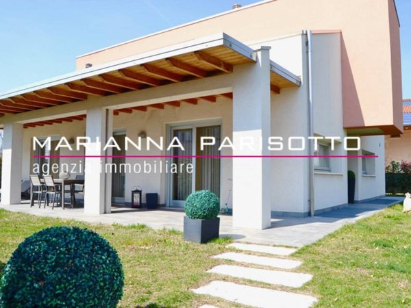 casa indipendente in affitto a Cassola in zona San Zeno