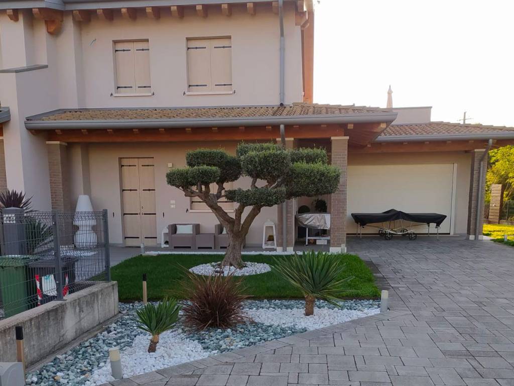 casa indipendente in affitto a Cassola in zona San Zeno