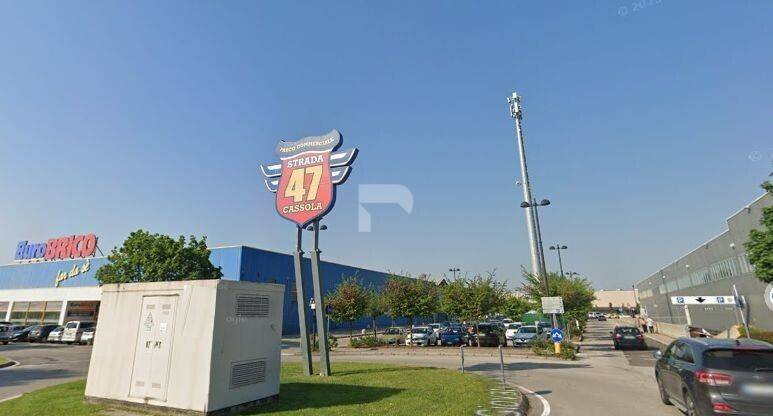 negozio in affitto a Cassola