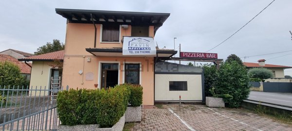 negozio in affitto a Cassola in zona Marini