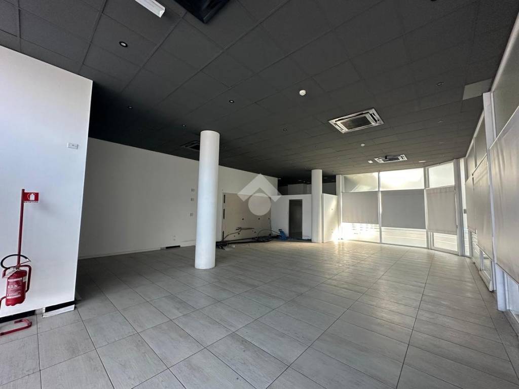 ufficio in affitto a Cassola