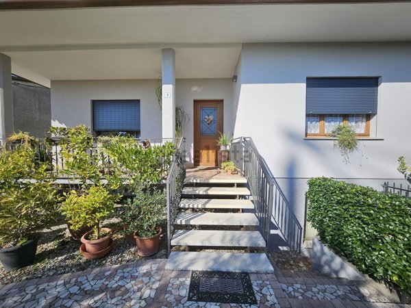 casa indipendente in affitto a Cassola in zona San Zeno