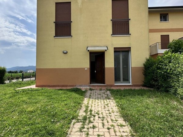 casa indipendente in affitto a Castegnero in zona Villaganzerla