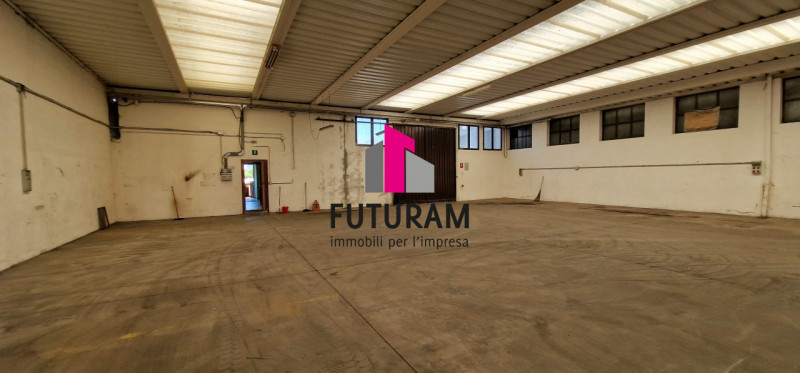 capannone in affitto a Castelgomberto