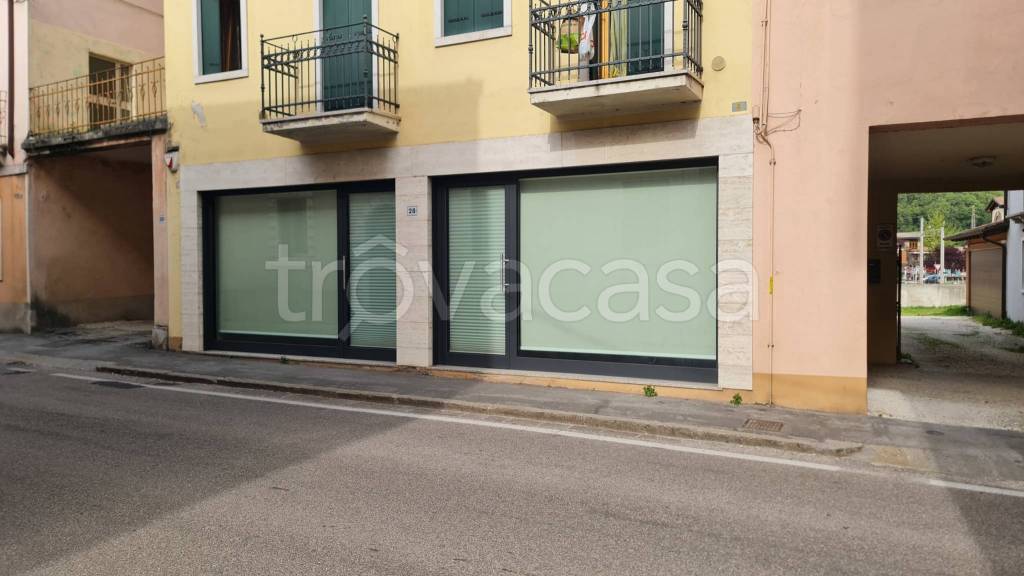 negozio in affitto a Chiampo
