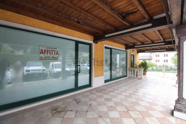 ufficio in affitto a Chiampo in zona Arso