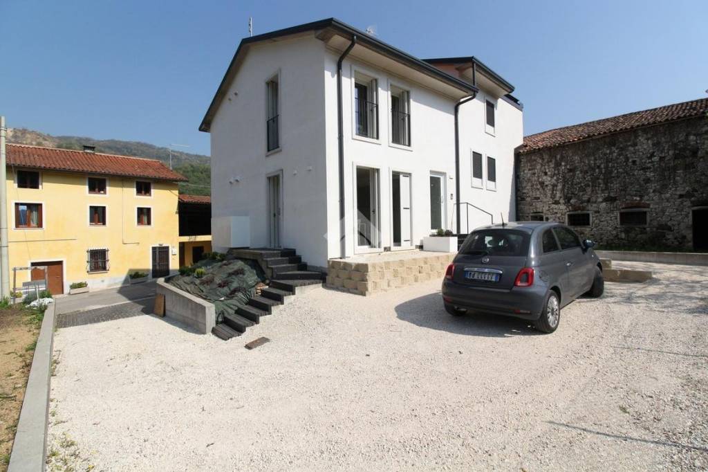appartamento in affitto a Chiampo in zona Arso