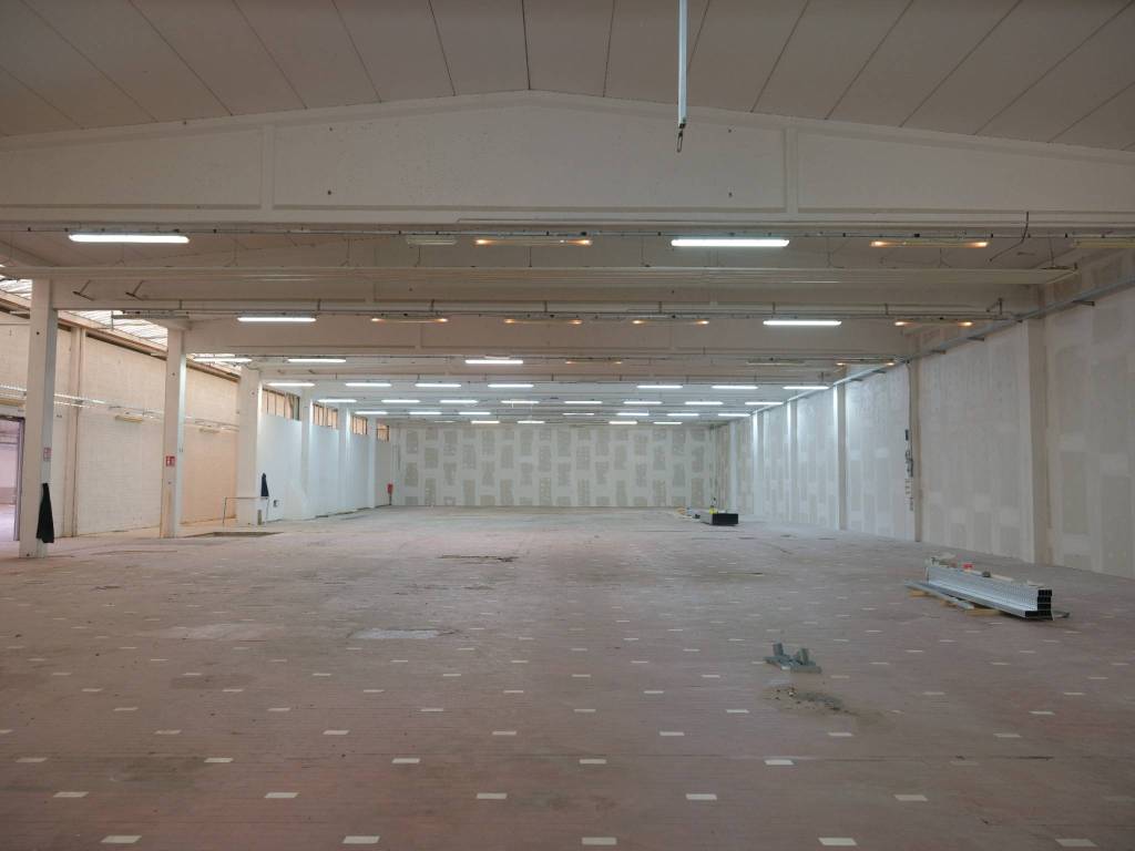 locale commerciale in affitto a Chiuppano