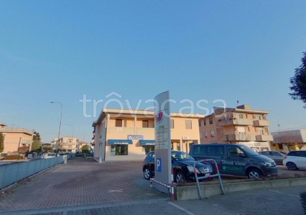 monolocale in affitto a Costabissara in zona Motta