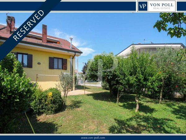 casa indipendente in affitto a Costabissara