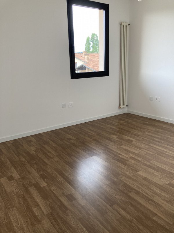 ufficio in affitto a Costabissara