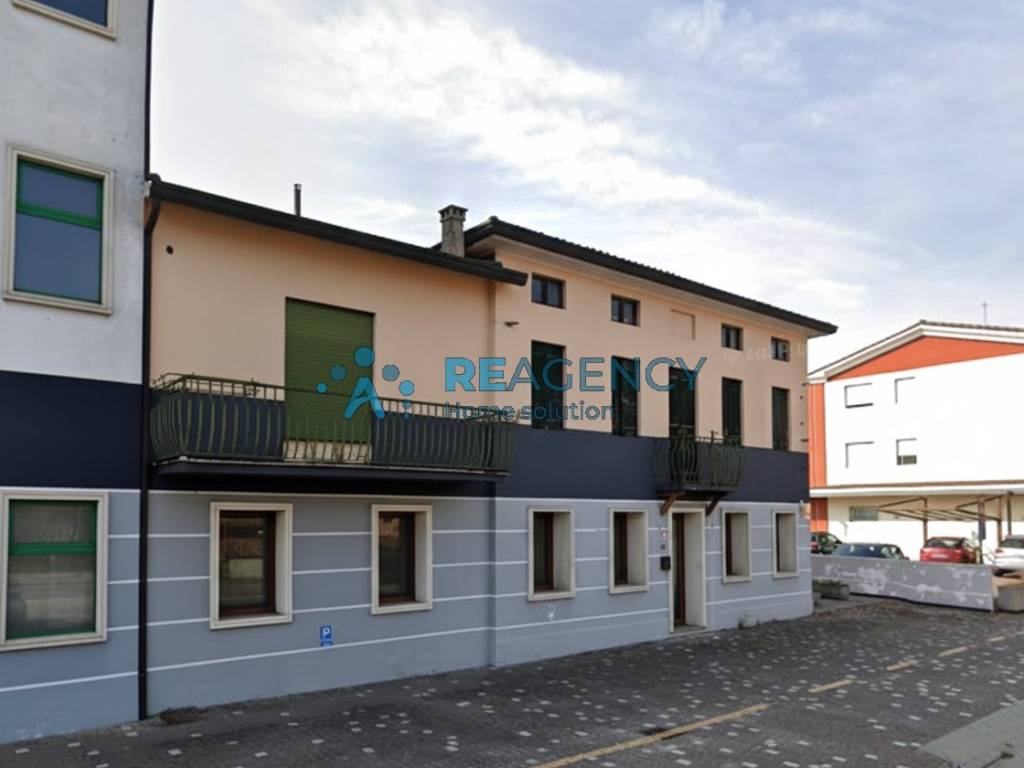 negozio in affitto a Costabissara in zona Motta