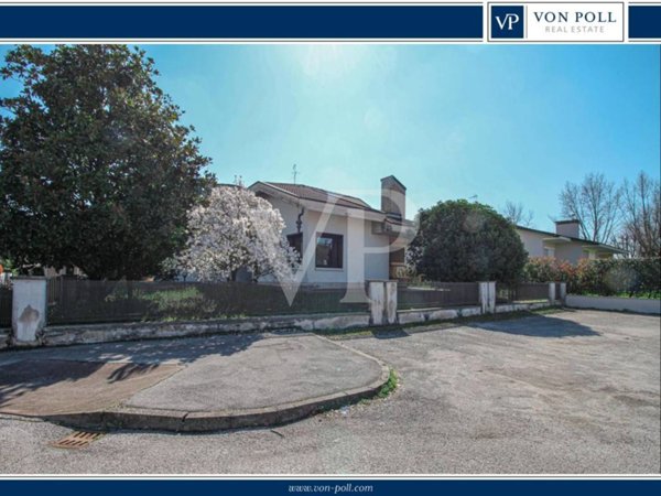 casa indipendente in affitto a Creazzo