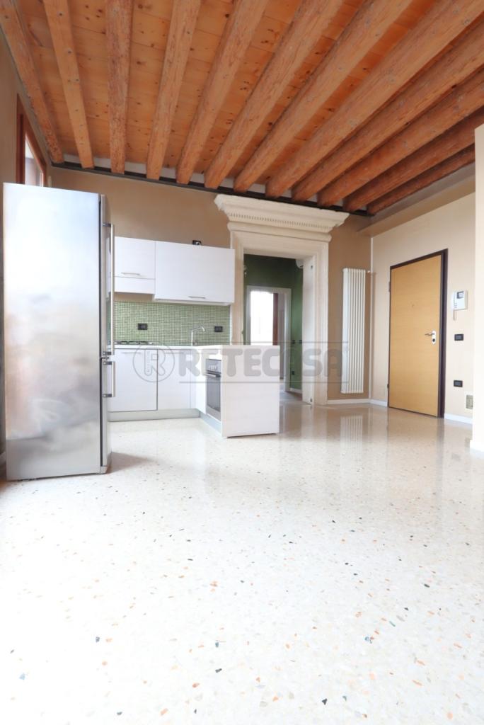 appartamento in affitto a Creazzo