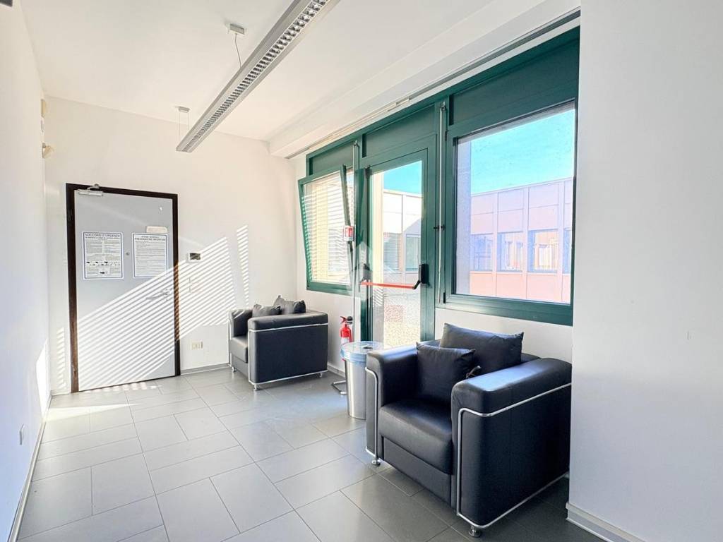 ufficio in affitto a Creazzo