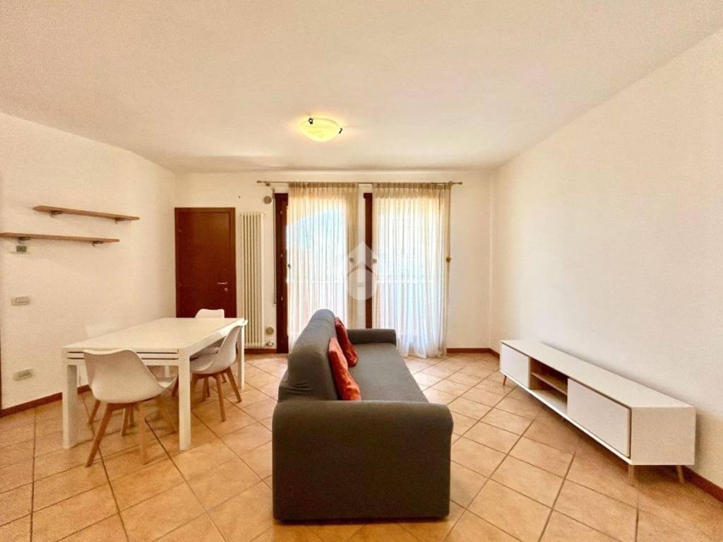 appartamento in affitto a Creazzo in zona Olmo