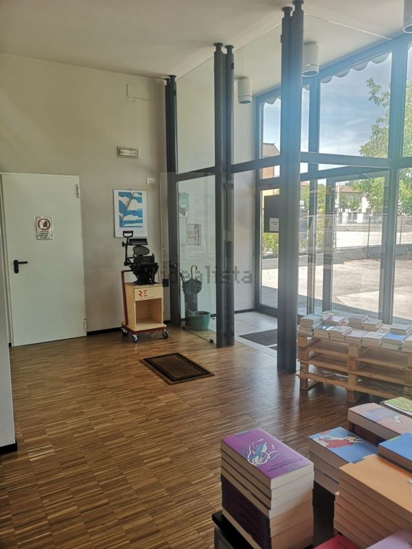 ufficio in affitto a Dueville in zona Povolaro