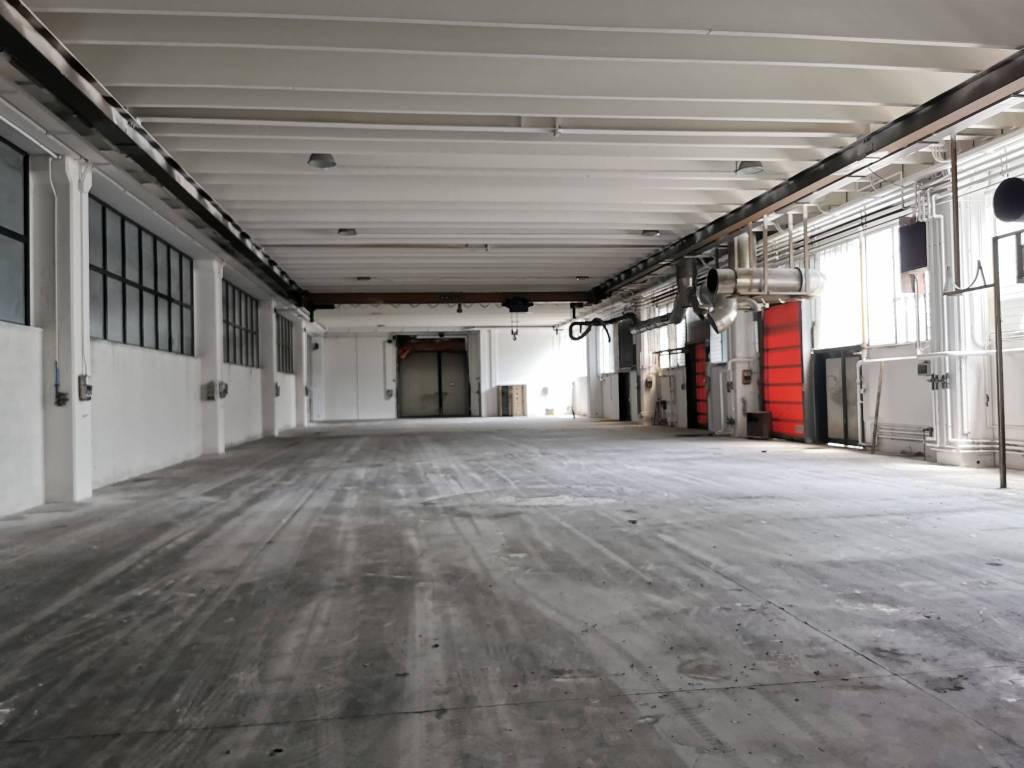 locale commerciale in affitto a Dueville