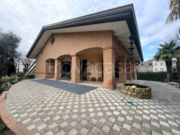 villa in affitto a Dueville in zona Vivaro