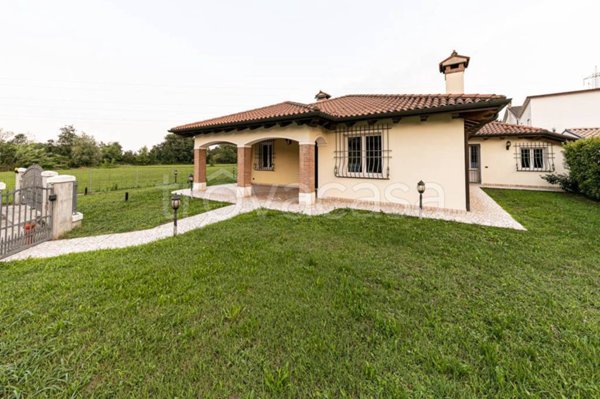 casa indipendente in affitto a Dueville