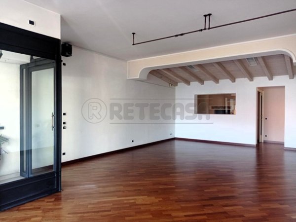 appartamento in affitto a Dueville in zona Povolaro