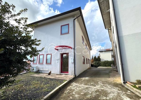 ufficio in affitto a Fara Vicentino in zona San Giorgio di Perlena