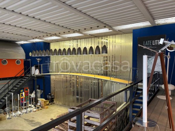 locale commerciale in affitto a Gambellara in zona Torri di Confine