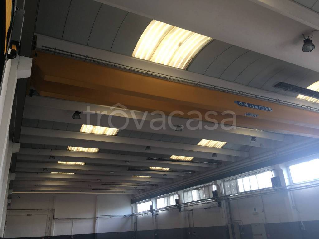 locale commerciale in affitto a Gambellara