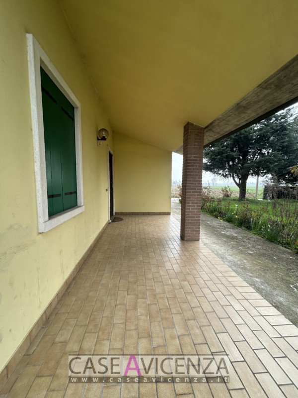 casa indipendente in affitto a Grisignano di Zocco in zona Barbano
