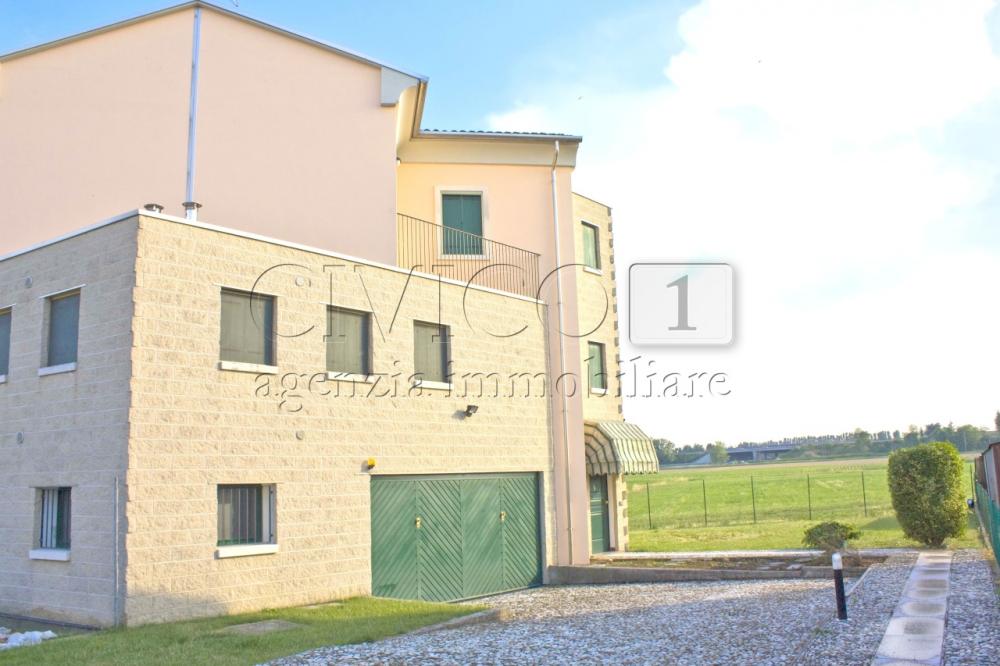 casa indipendente in affitto a Grumolo delle Abbadesse in zona Sarmego