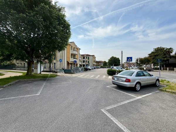 negozio in affitto a Grumolo delle Abbadesse