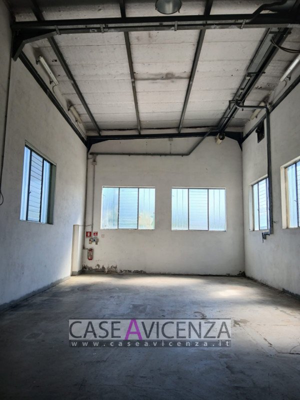 capannone in affitto a Grumolo delle Abbadesse