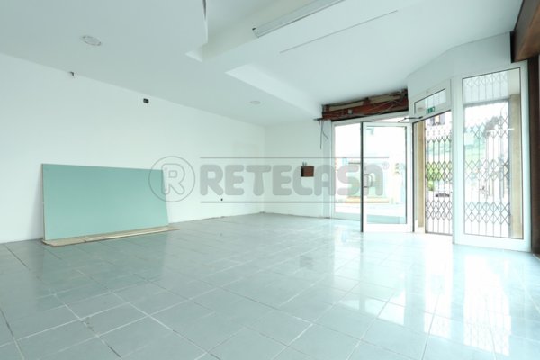 locale commerciale in affitto a Longare