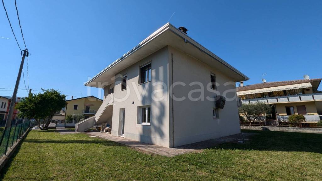 casa indipendente in affitto a Longare in zona Lumignano