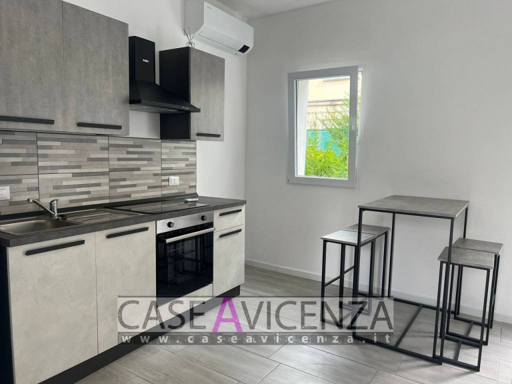 casa indipendente in affitto a Longare