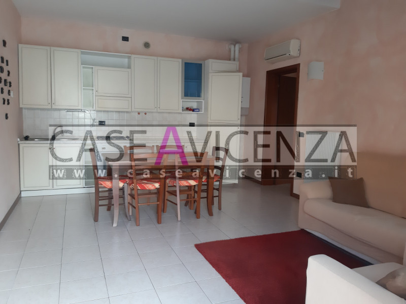 appartamento in affitto a Longare in zona Costozza