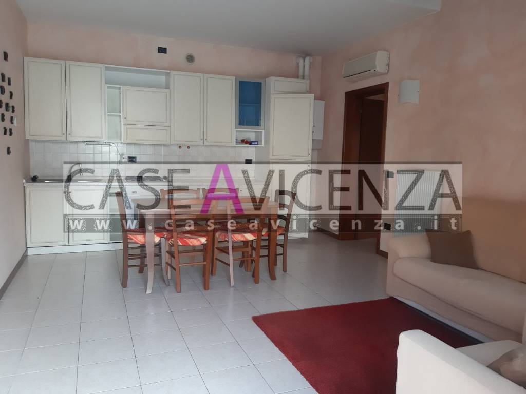 appartamento in affitto a Longare in zona Costozza