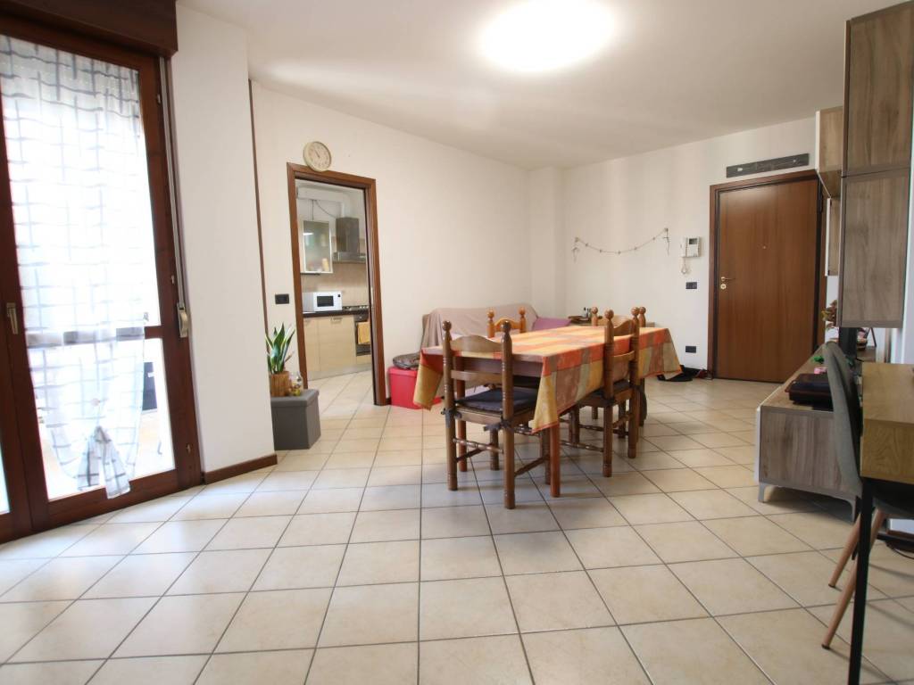 appartamento in affitto a Longare in zona Costozza