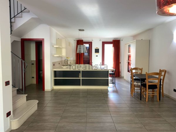 appartamento in affitto a Longare in zona Costozza